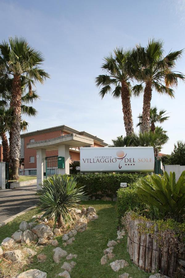 Residence Villaggio Del Sole 泰尔莫利 外观 照片