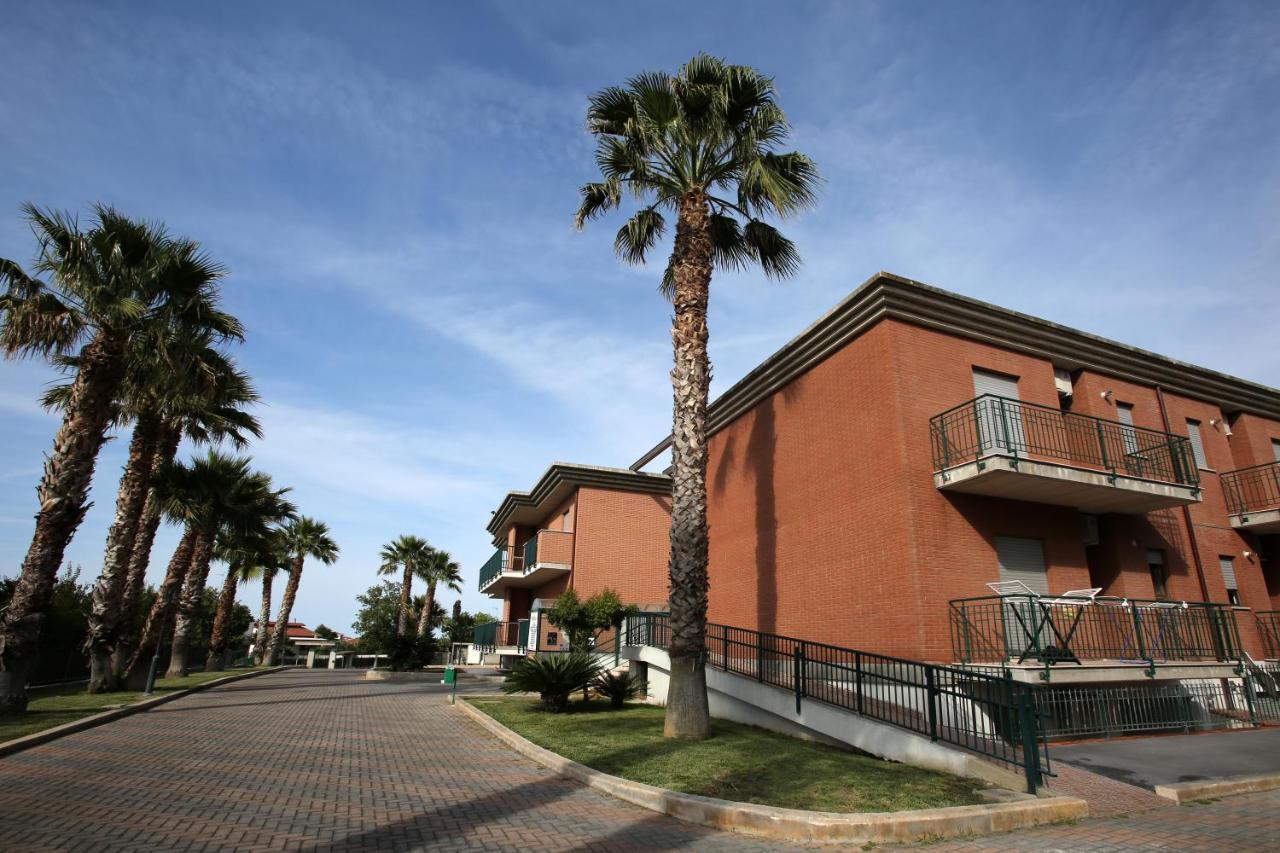 Residence Villaggio Del Sole 泰尔莫利 外观 照片