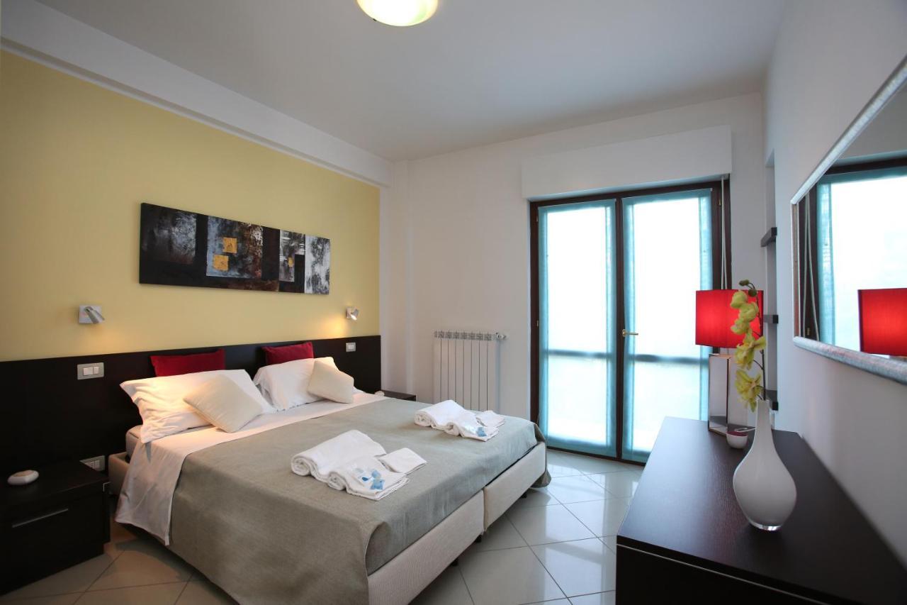 Residence Villaggio Del Sole 泰尔莫利 外观 照片