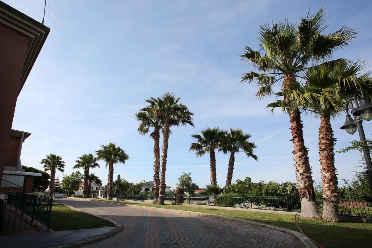 Residence Villaggio Del Sole 泰尔莫利 外观 照片